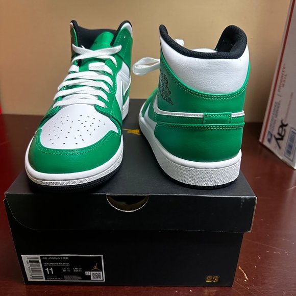 Nike Mens White Green Air Jordan 1 Mid DA8426-301 Basketball Shoes Size US 11 main image 5